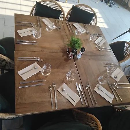 Le Prieuré Des Gourmands Hotel 3*